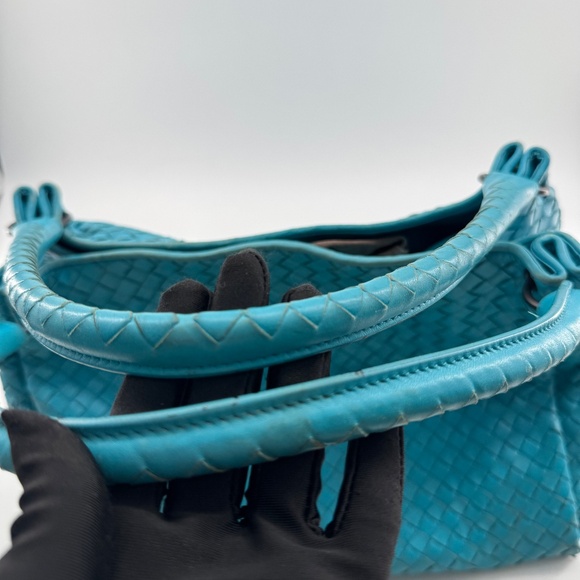 Bottega Veneta Parachute Blue Hand Bag - Picture 14 of 16
